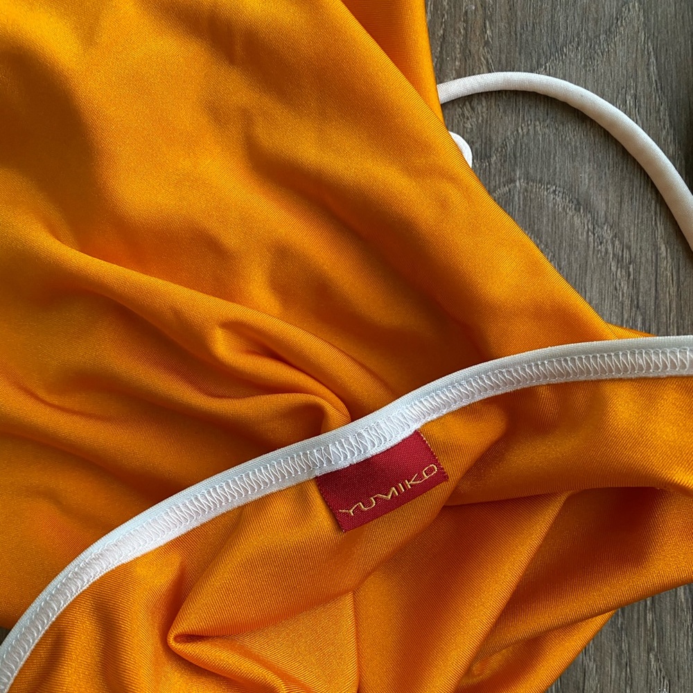 Yumiko Julia custom leotard - sun - Picture 7 of 7